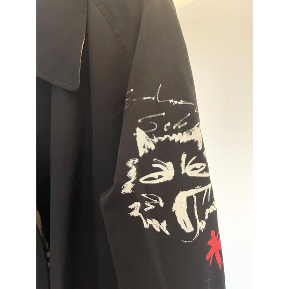 Burberry Black Trench Coat With Graphic Embroidery & Signature Check Lining - Picture 7 of 13